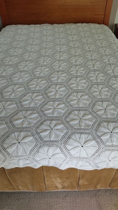 Colcha de crochê branca