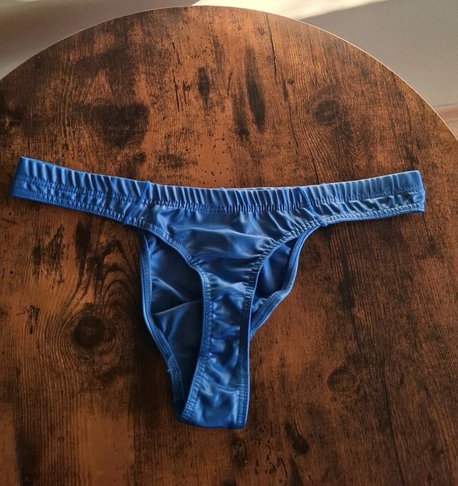Slipy męskie, stringi roz. L