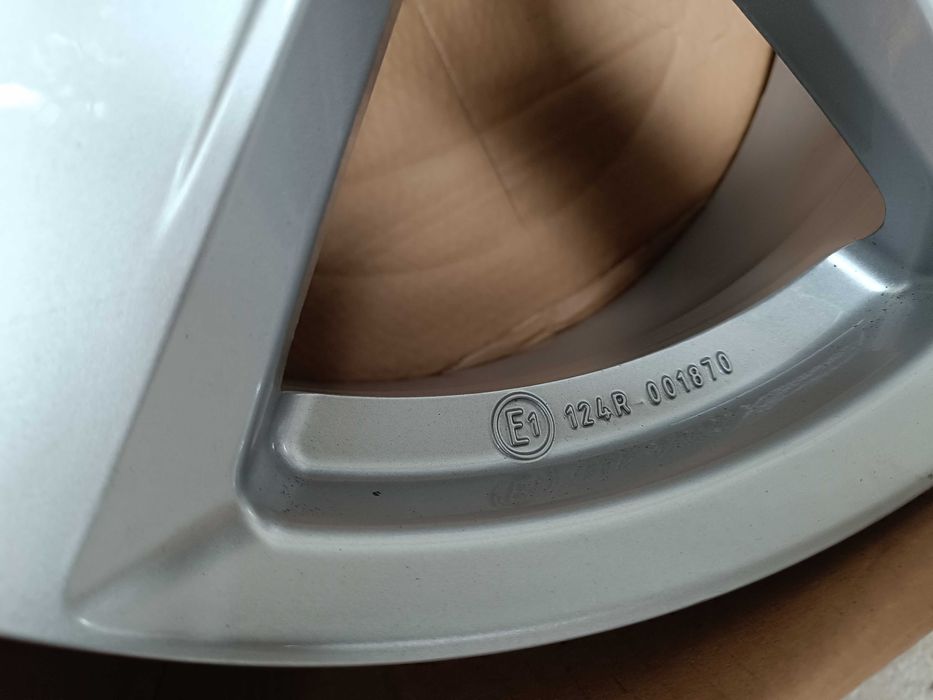 Felgi Aluminiowe Vv Audi Skoda 7x17 5x112 et40