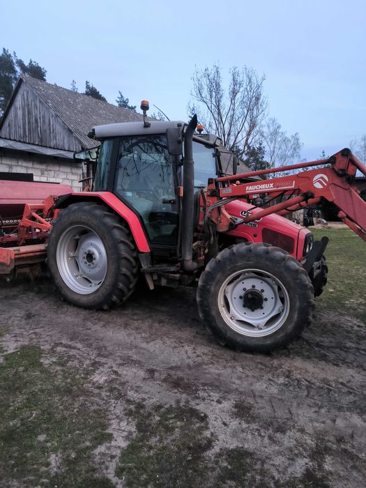 Massey Ferguson 6245