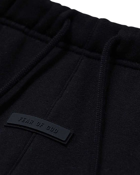Шорти Fear of God Essentials Basic Sweat Shorts Black