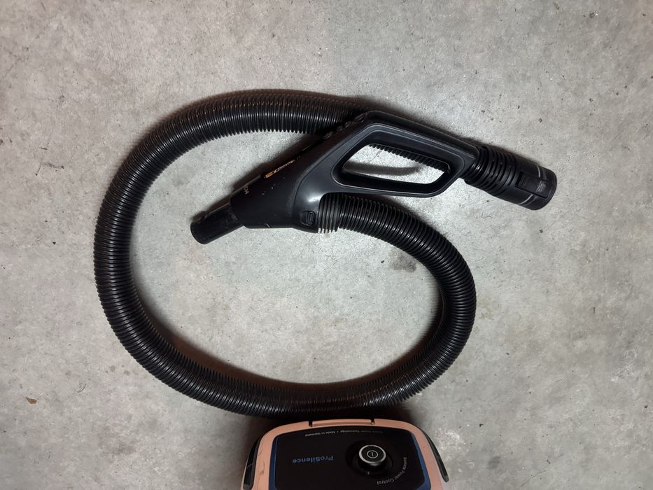 Aspirador Bosh Serie 6 Pro silence