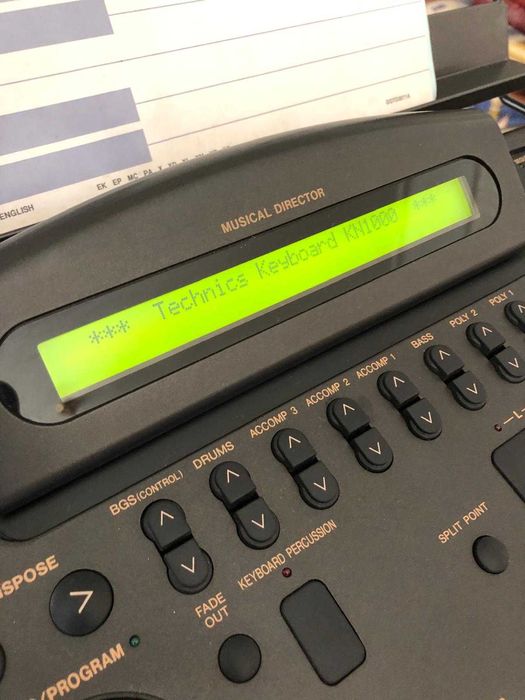 Teclado Technics KN1000