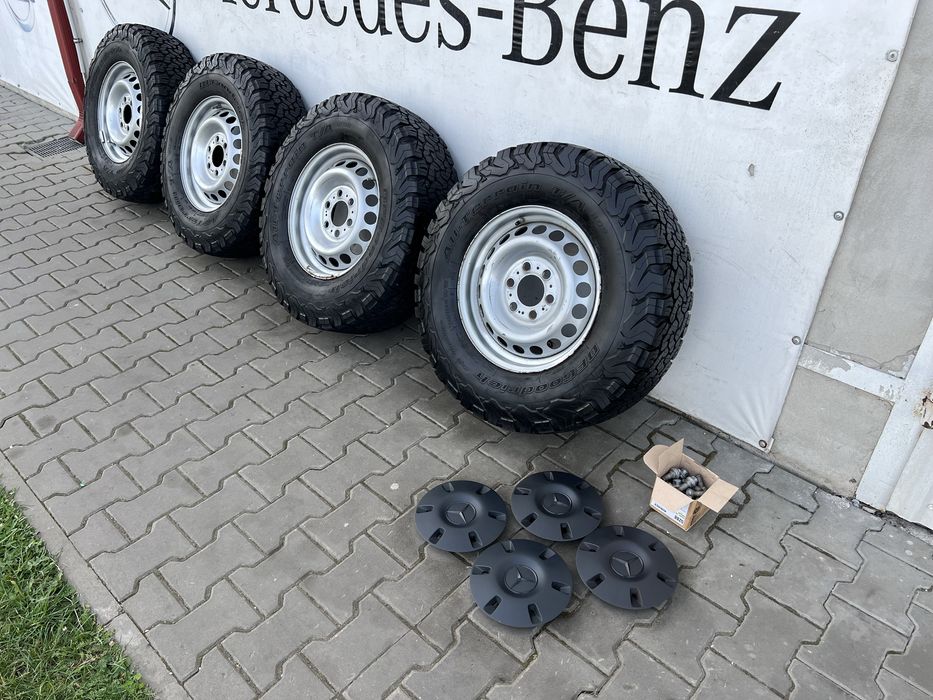 Комплект коліс диски з шинами Sprinter R16 LT245/75R16 шипована резина