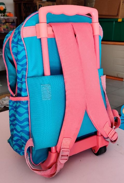 Mochila para criança com rodas da Disney