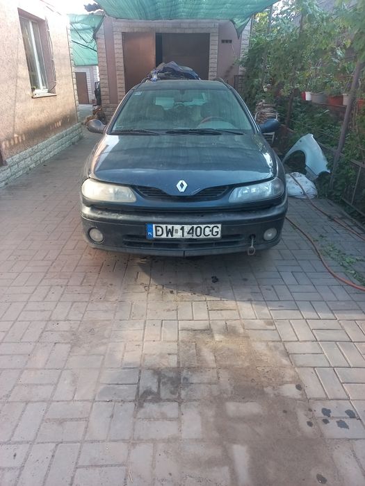 Рено лагуна 2000г 1.9 dci