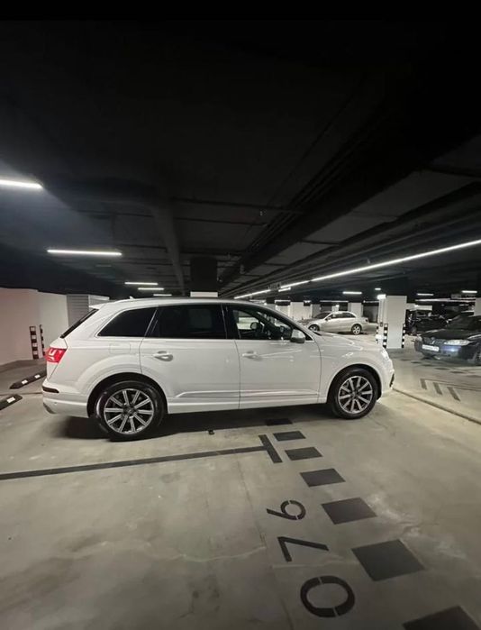 Audi Q7 2018 року