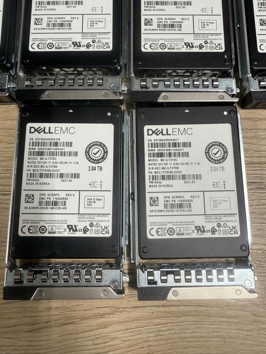 Samsung SSD диски Dell EMC 3.84 TB (SAS 12Gbps) 100% здоровʼя