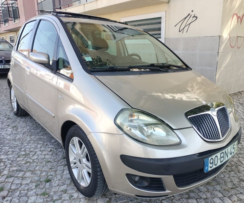 Vendo: lancia musa 1.3