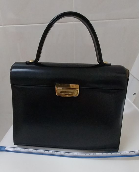 Mala de senhora vintage em couro