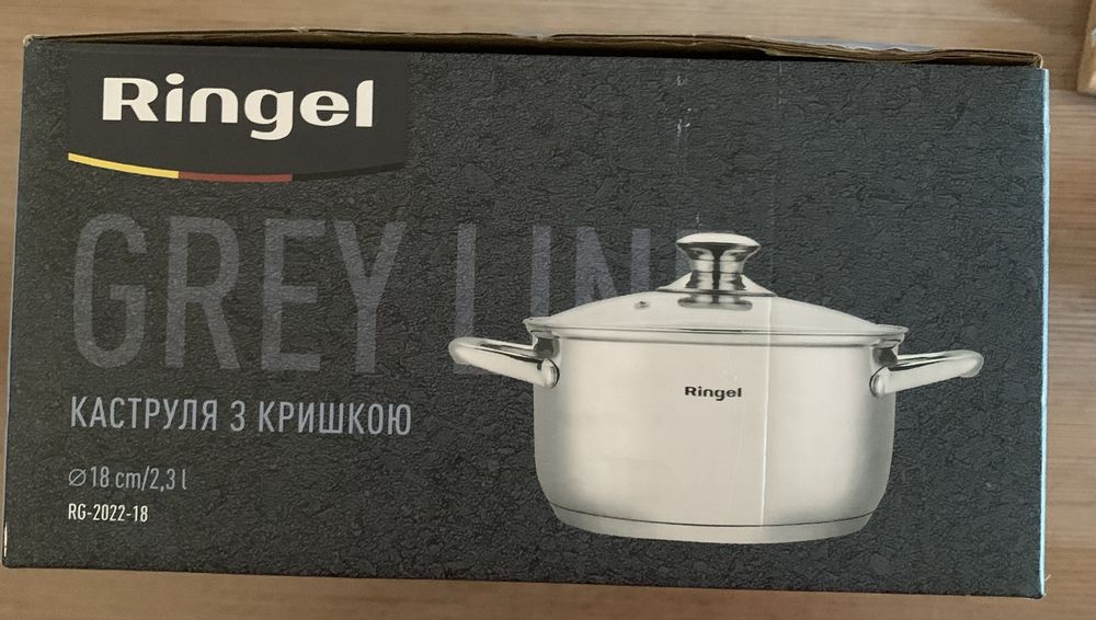 Кастрюля с крышкой