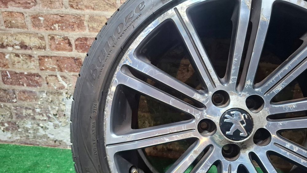 felgi aluminiowe koła 18 235/45 5x108 et27 peugeot rcz 2010- rok