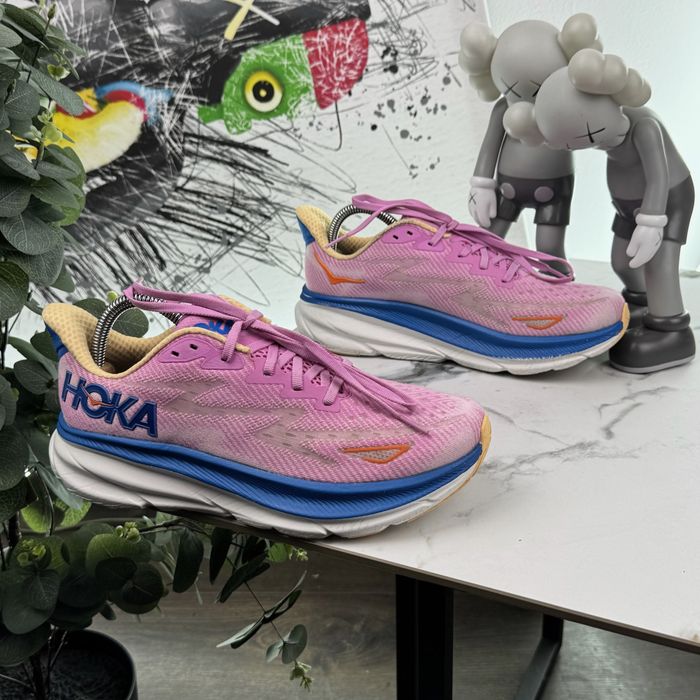 Кросівки Hoka Clifton 9 40.5 розмір E206