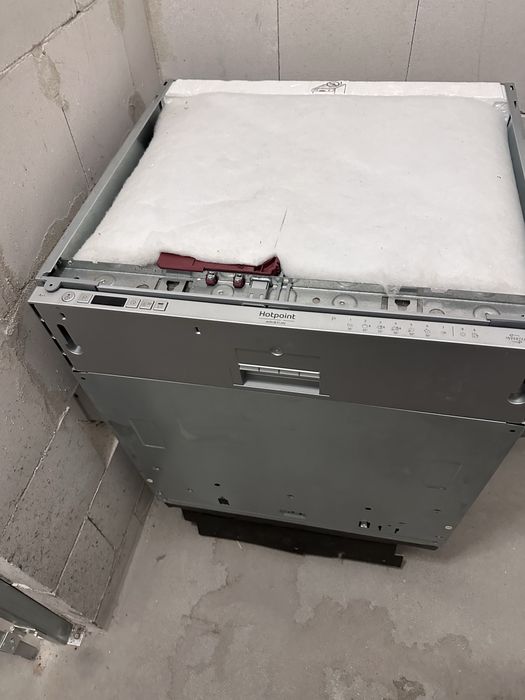 Zmywarka Hotpoint ARISTON uszkodzona