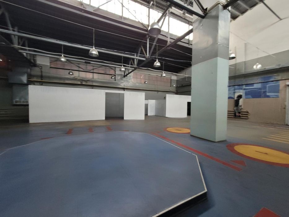 Оренда приміщення 935м2 перший поверх