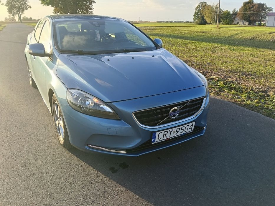 Volvo V40