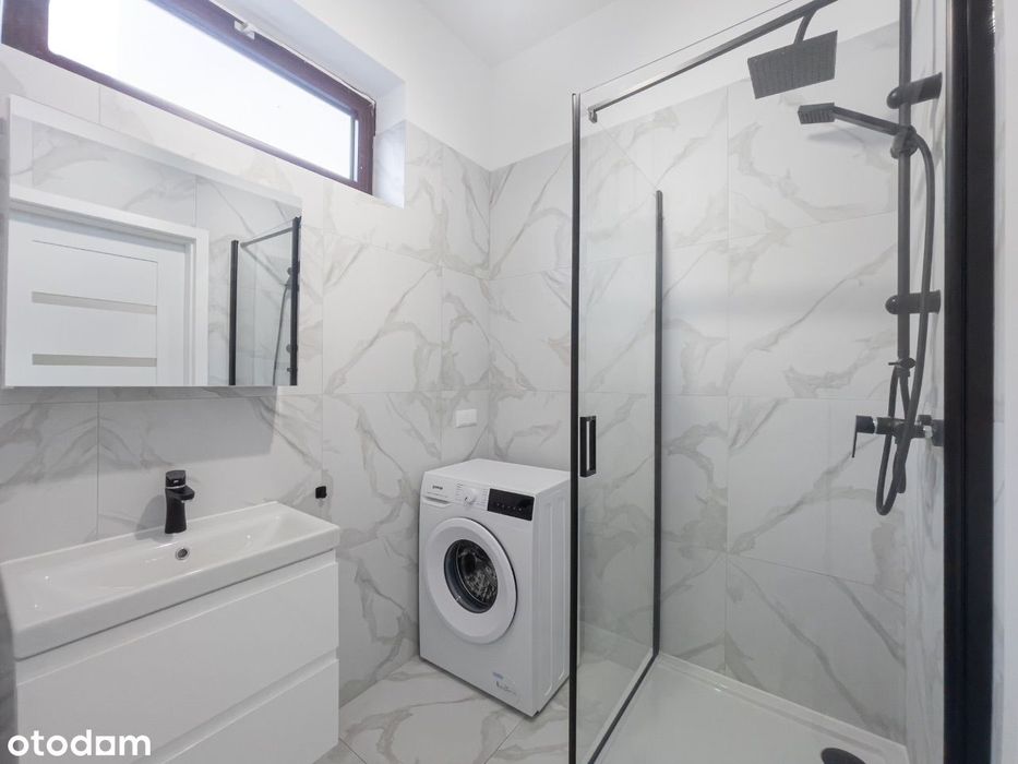 Przestronny Apartament z 2 Sypialniami i Balkonem