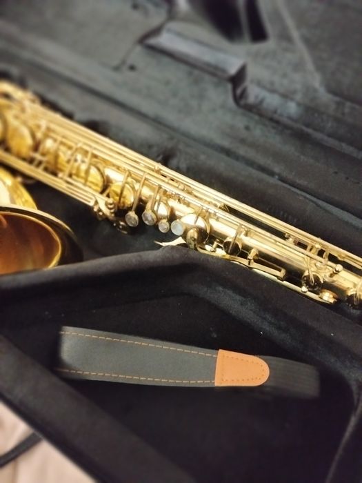 Saxofone tenor Wiseman