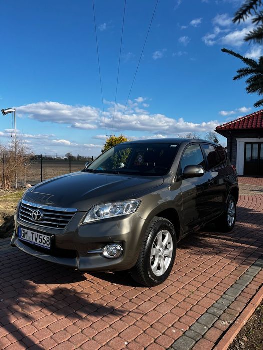 Toyota RAV4 Wzorcowa Poliftowa 2.0 158 PS Oryginalny Przebieg 90tys Automat