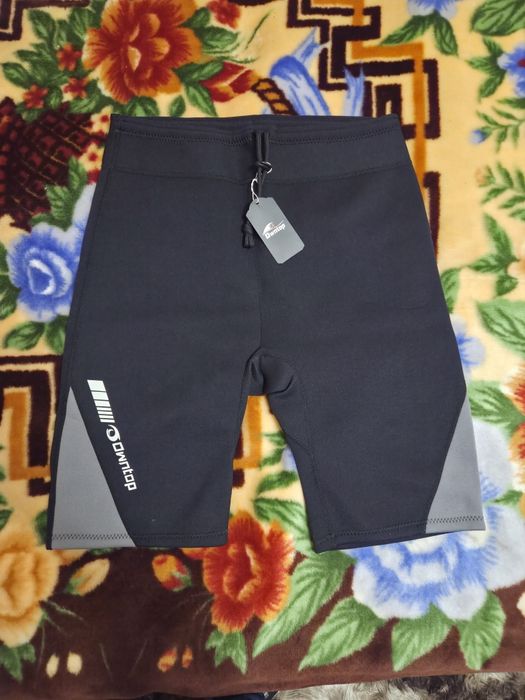 Spodnie neoprenowe dla kobiet lub meżczyzn 3mm krótkie 2XL ochrona UV