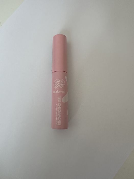 Faceboom brow fixing gel