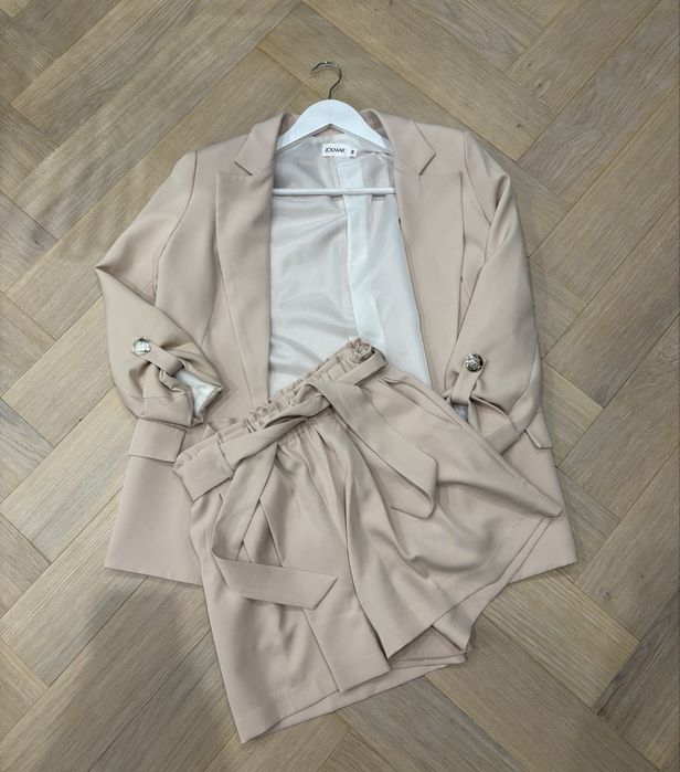 Komplet Jolmar marynarka spodenki rozmiar 38