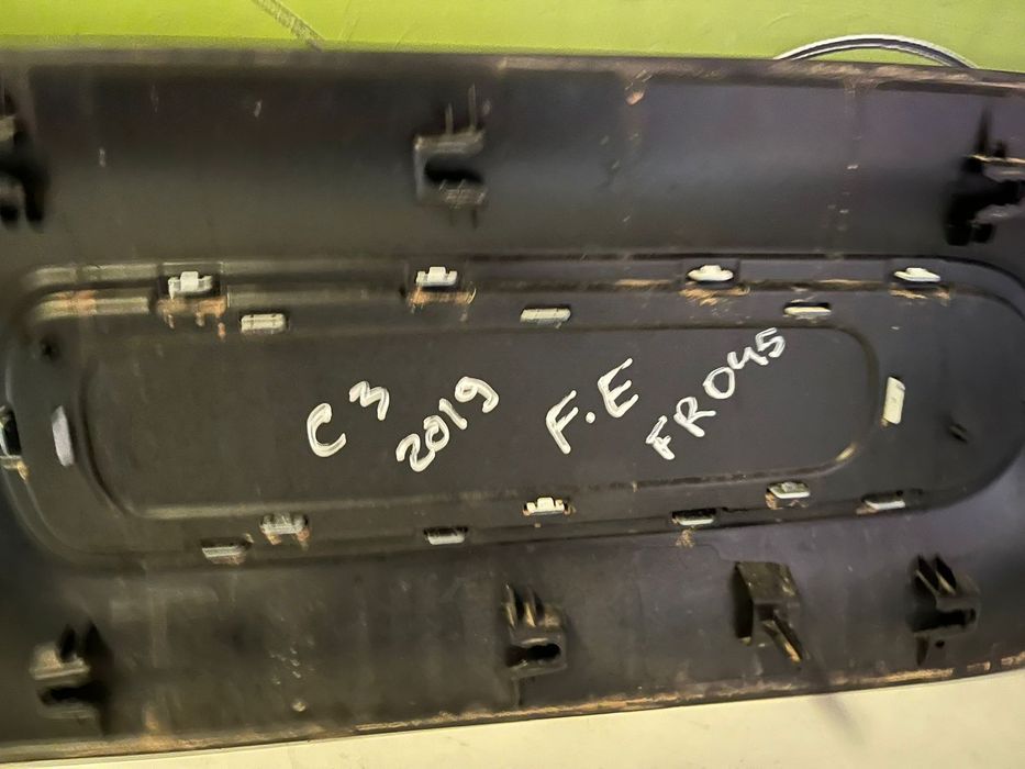 Citroen C3 III FRISO PORTA FRENTE ESQUERDA - FR045