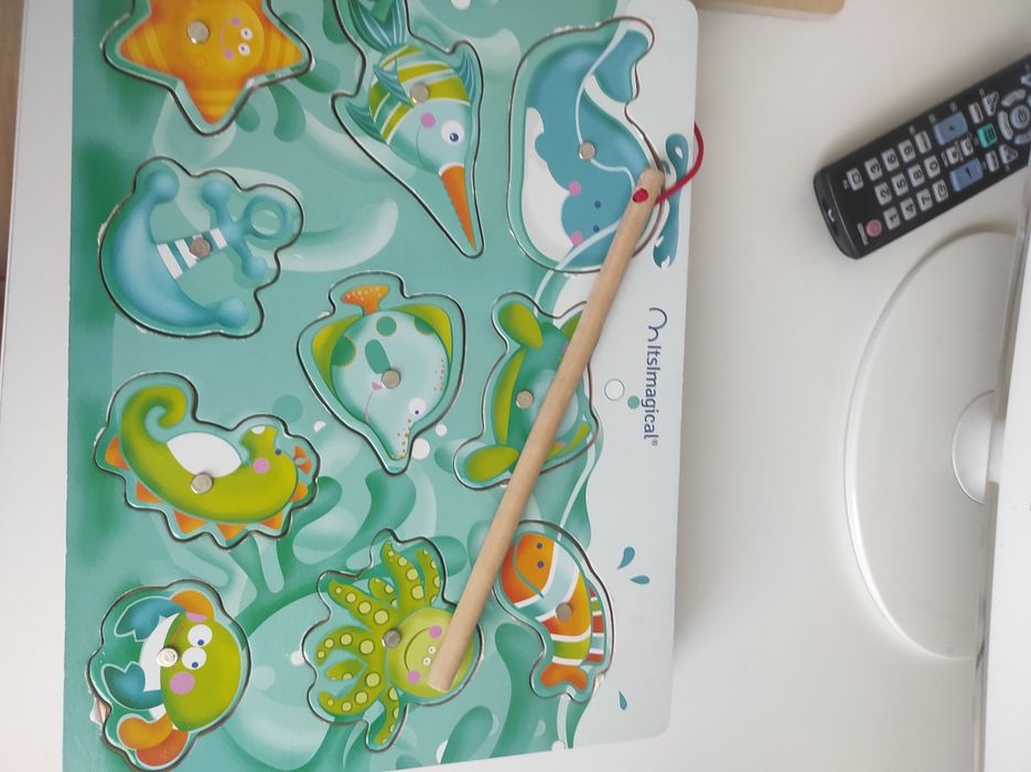 Puzzles variados criança