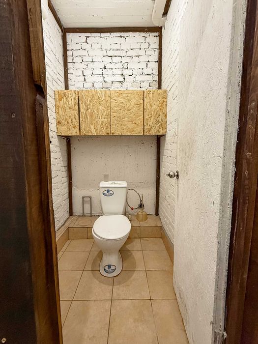 Комерція Буча великий цоколь ЖК "Паркова Оселя" поряд Бучанський Парк