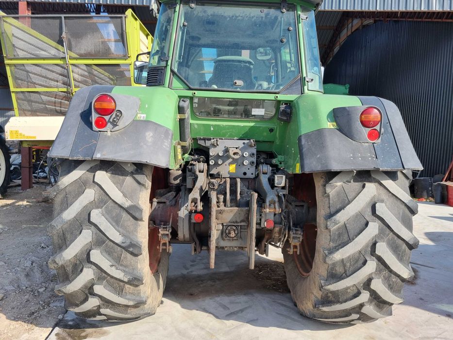 Ciągnik Fendt 820