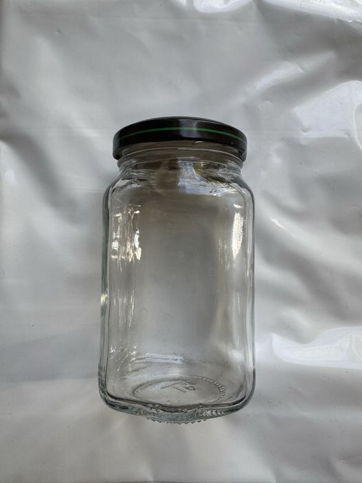 Банка стекло с крышкой