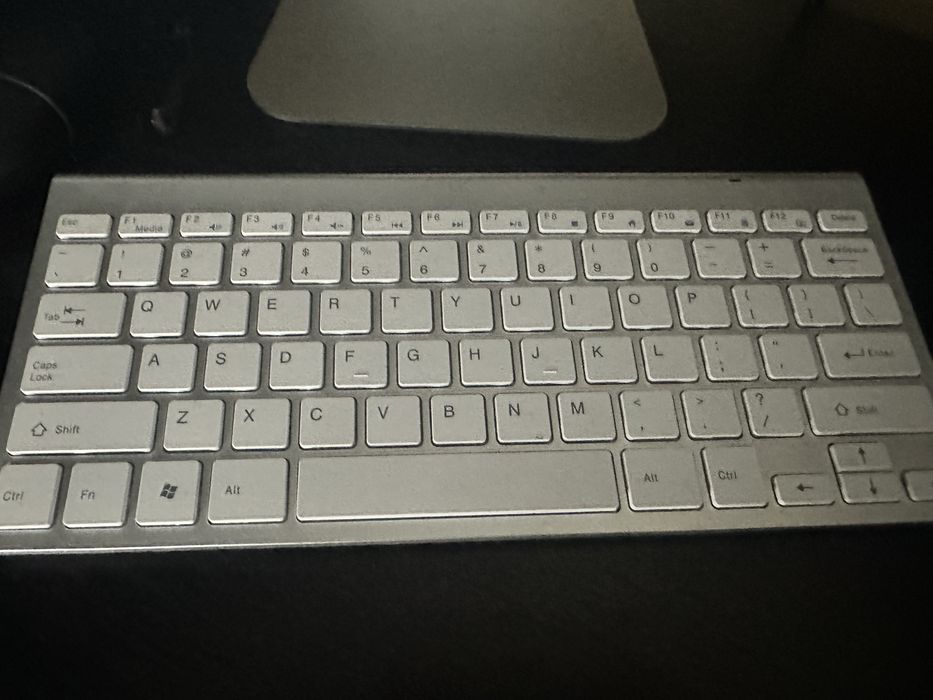 Sprdedam komputer apple stacionarny
