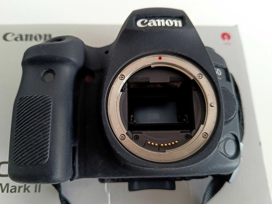 Canon 6D mark II / stan jak nowy!