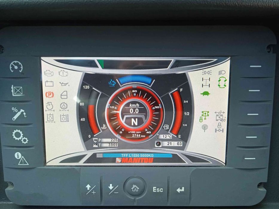 Manitou MRT 2150 Plus Privilege  4 300 mth.