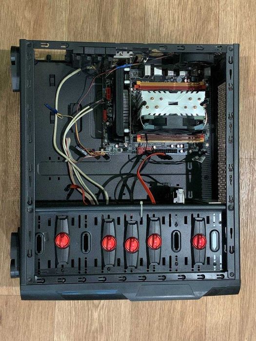 Компьютер для ігор, роботи (e5 2640 LGA 2011, AMD Radeon HD 7700 1gb)