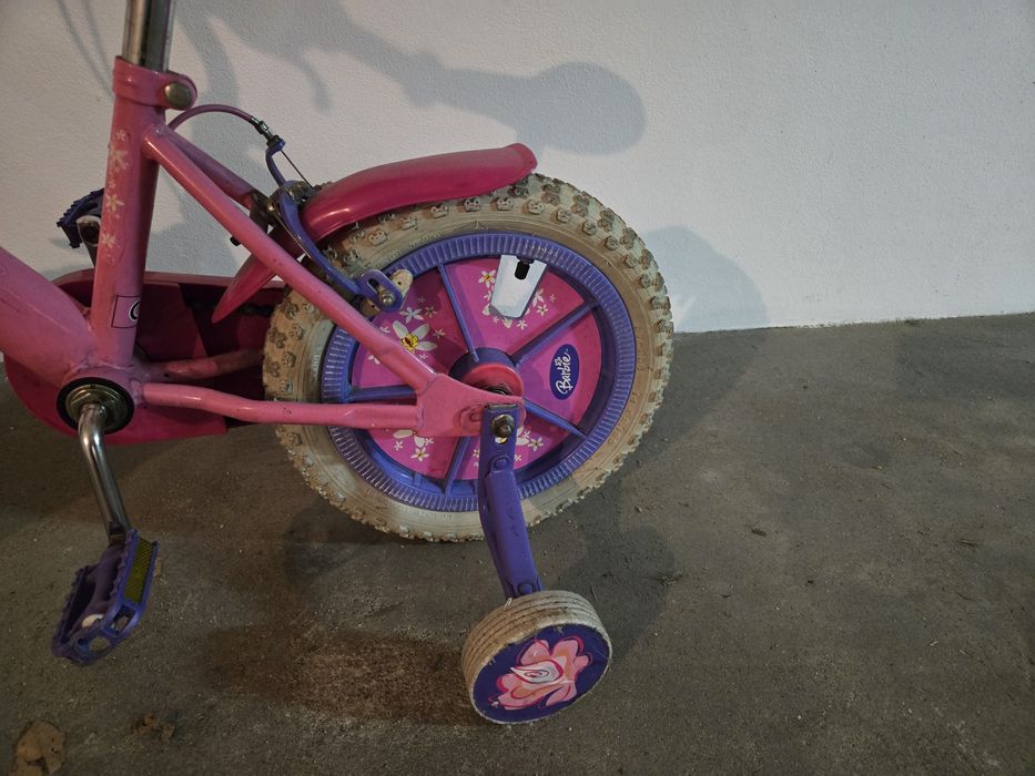 Bicicleta de criança Barbie.