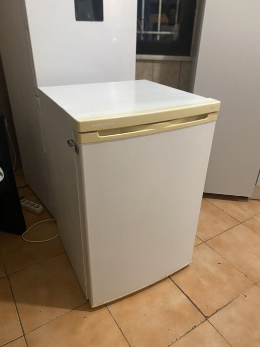 Frigobar  usado em bom estado