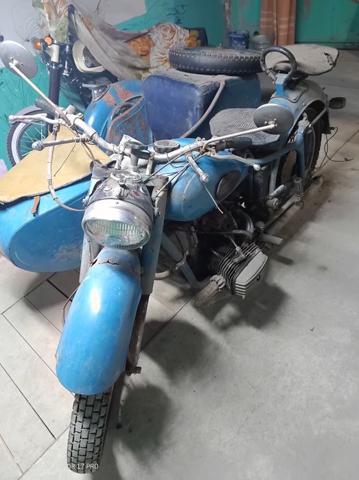 Продам КМЗ К 650 1971