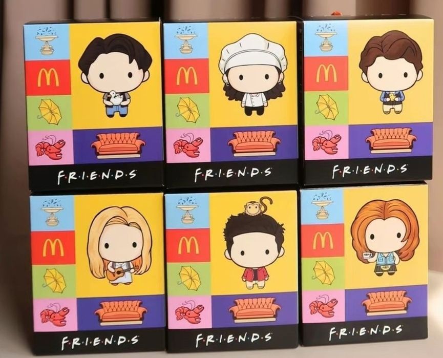 Чашки Macdonald's Friends:CENTRAL PERK,Фонтан,С Диваном,ФИГУРКИ Friend