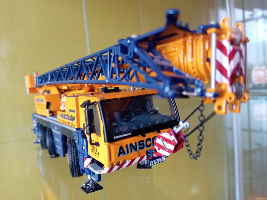 WSI製 LIEBHERR LTM1050 1/50クレーンミニチュア WSI製 LIEBHERR LTM1050 1/50クレーンミニチュア - メルカリ