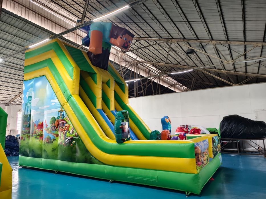 Dmuchaniec! Dmuchana Zjeżdżalnia!