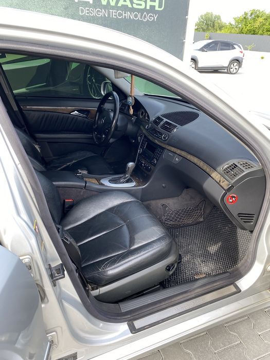 Mercedes-Benz E270cdi  E-Clas W211