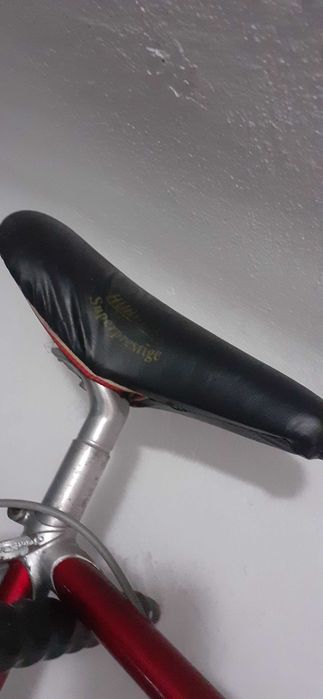 Bicicleta vintage COSMOS com respetivo equipamento