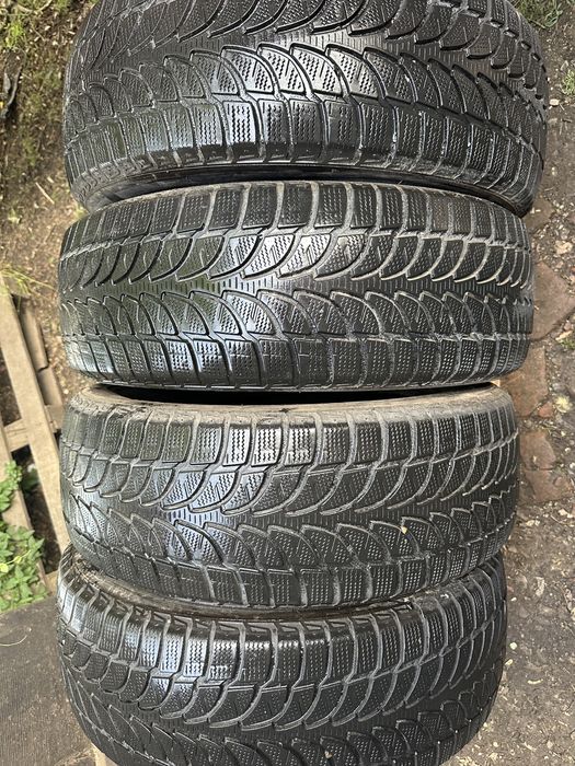 Шини зима 225/60 R18 Bridgestone , комплект оригінал