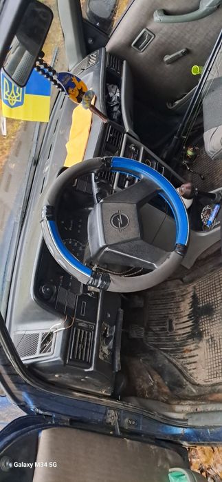 Опель кадет хароший економний автомобіль