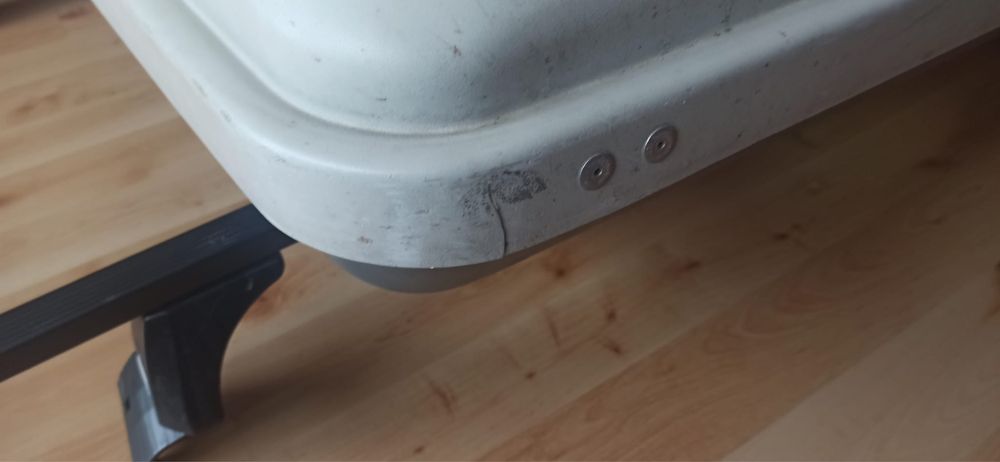 Bagaznik dachowy, box