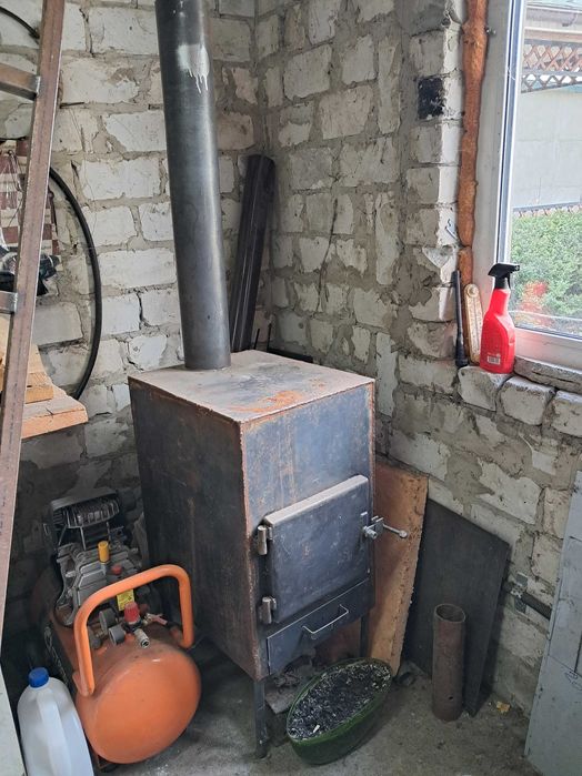 ПРОДАМ БУРЖУЙКУ НОВУ