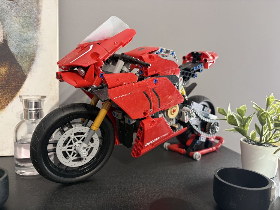 Lego Ducati i Yamaha zestaw dwóch motocykli