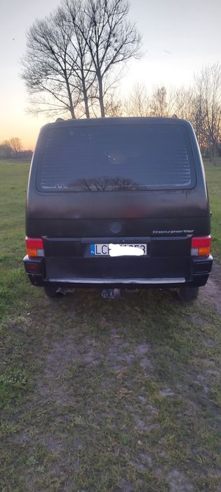 Продам VOLKSWAGEN  T4 1.9