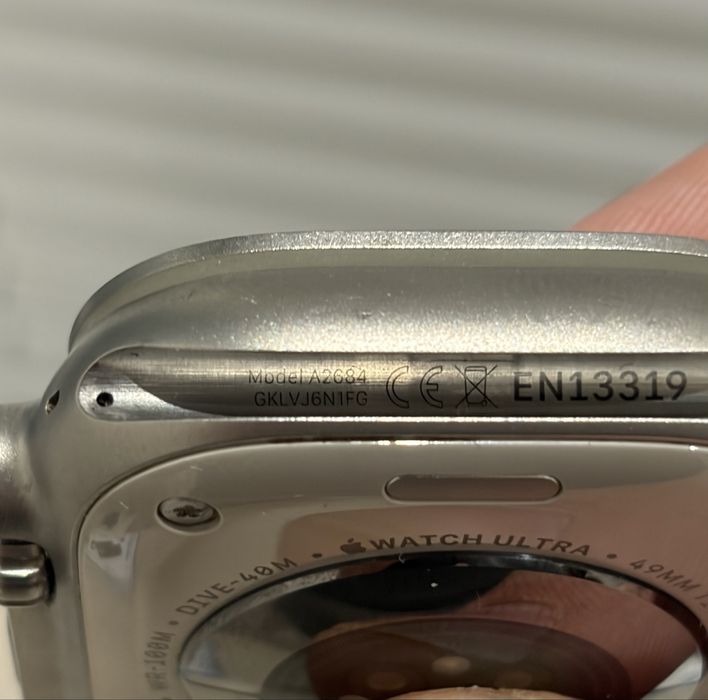 Apple Watch Ultra (iCloud)